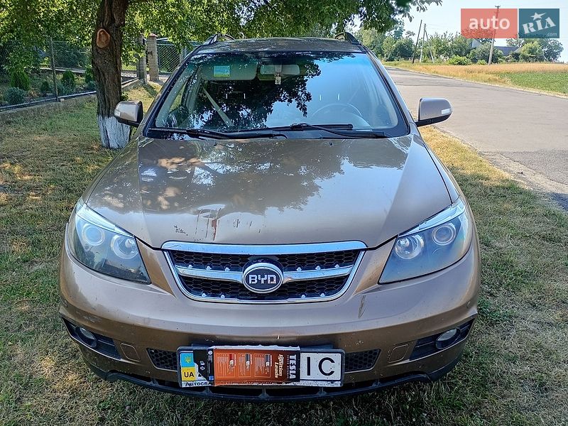 Внедорожник / Кроссовер BYD S6 2012 в Луцке