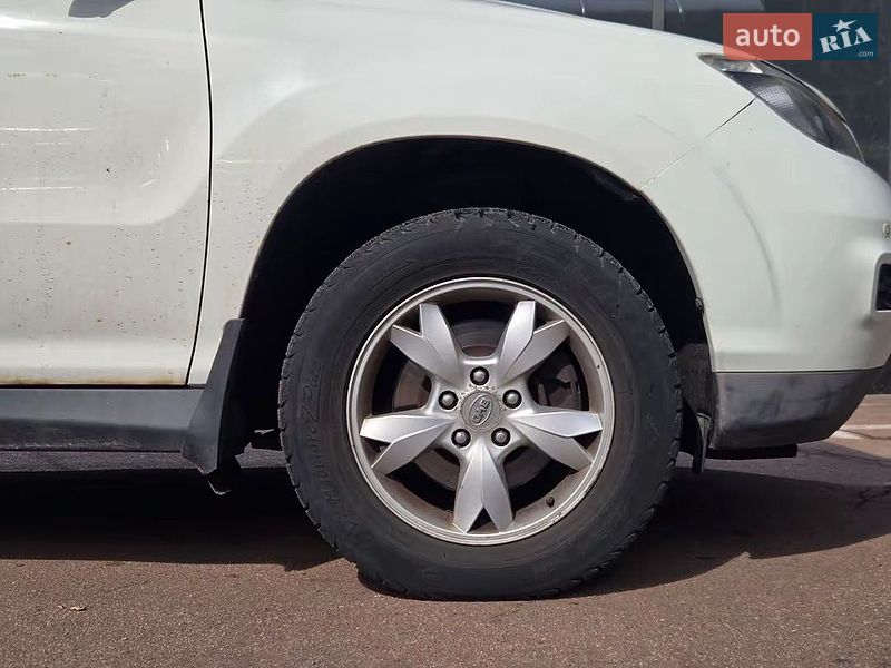 Внедорожник / Кроссовер BYD S6 2012 в Киеве