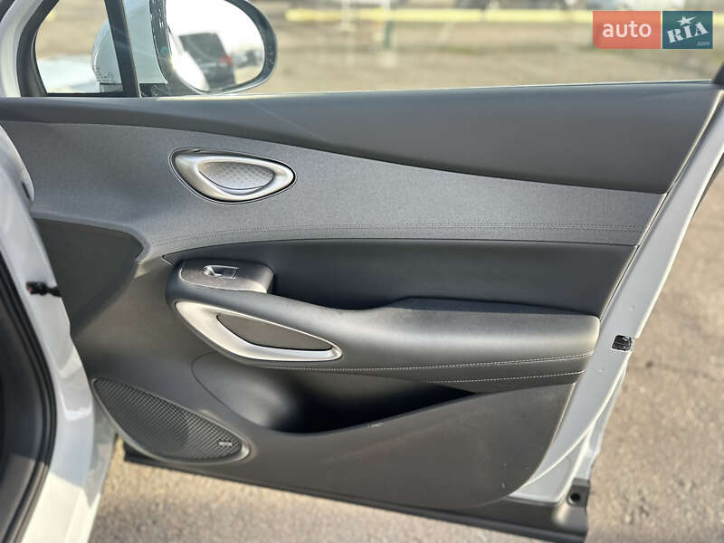 Внедорожник / Кроссовер BYD Sea Lion 05 2025 в Киеве