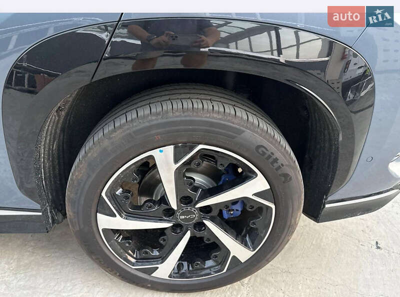 Внедорожник / Кроссовер BYD Sea Lion 07 2024 в Киеве