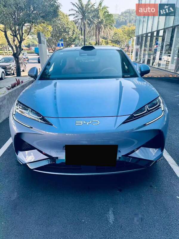 BYD Sea Lion 07 2025