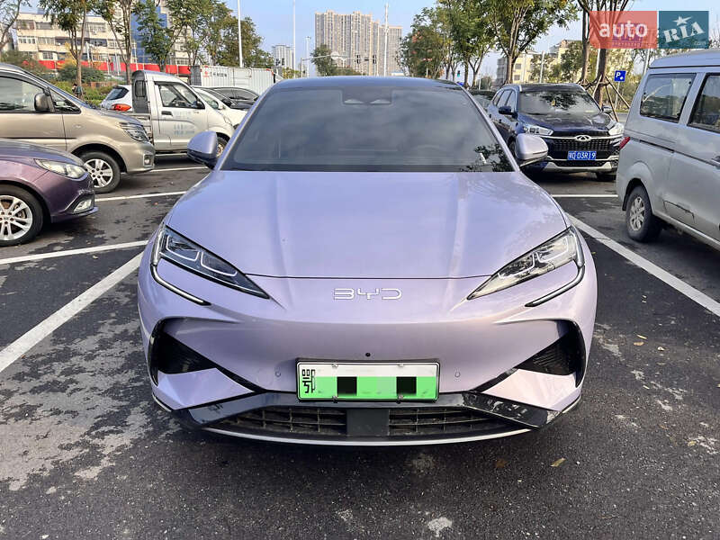 BYD Sea Lion 7 2024