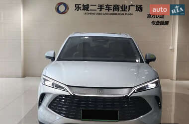 Позашляховик / Кросовер BYD Song L 2024 в 