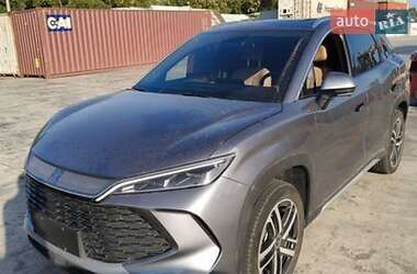 Позашляховик / Кросовер BYD Song L 2024 в Києві