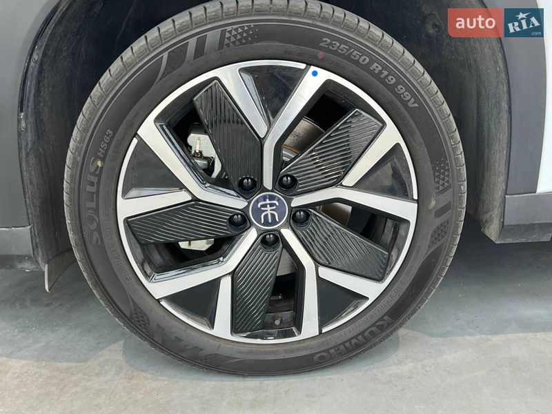 Позашляховик / Кросовер BYD Song L 2024 в Києві