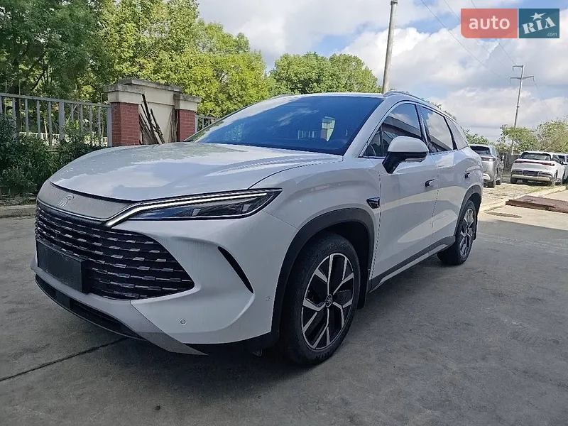 BYD Song L