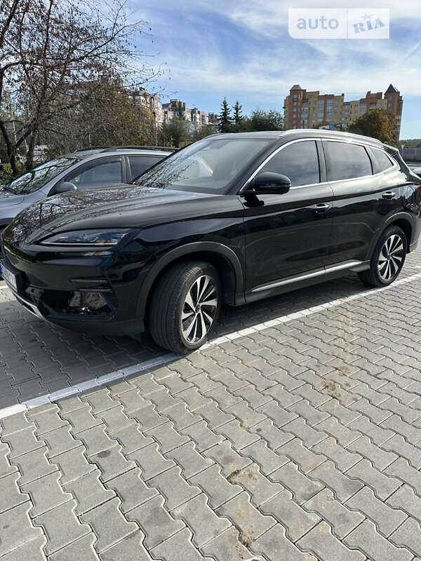 Внедорожник / Кроссовер BYD Song Plus 2024 в Тернополе