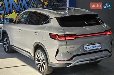 Позашляховик / Кросовер BYD Song Plus 2025 в 