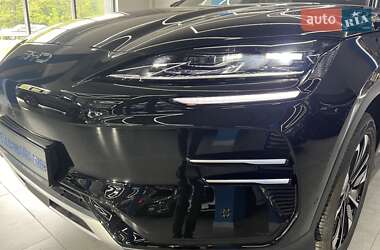 Позашляховик / Кросовер BYD Song Plus 2025 в 