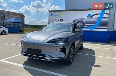 Позашляховик / Кросовер BYD Song Plus 2025 в 