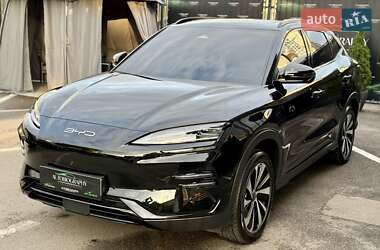 Внедорожник / Кроссовер BYD Song Plus 2023 в 