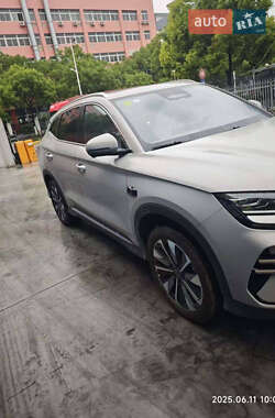 Внедорожник / Кроссовер BYD Song Plus 2025 в 