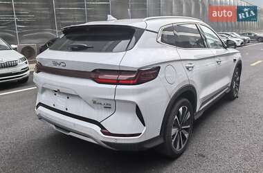 Позашляховик / Кросовер BYD Song Plus 2025 в 