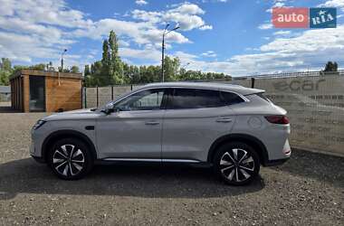 Позашляховик / Кросовер BYD Song Plus 2025 в 