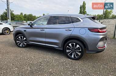Позашляховик / Кросовер BYD Song Plus 2025 в 