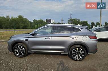 Позашляховик / Кросовер BYD Song Plus 2025 в 