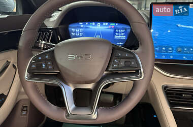 Позашляховик / Кросовер BYD Song Plus 2025 в 