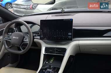 Позашляховик / Кросовер BYD Song Plus 2025 в 