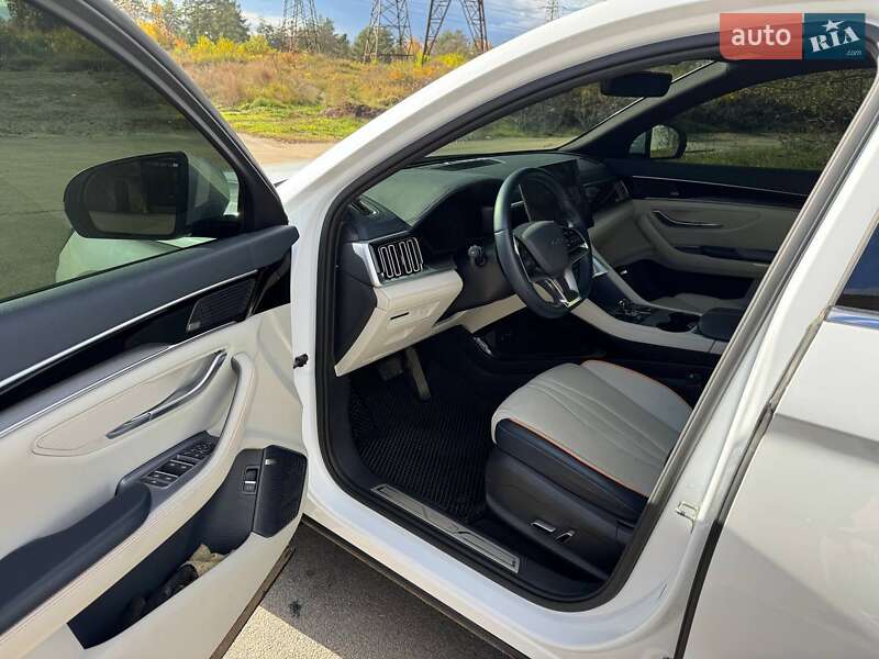 Позашляховик / Кросовер BYD Song Plus 2023 в Ладижині