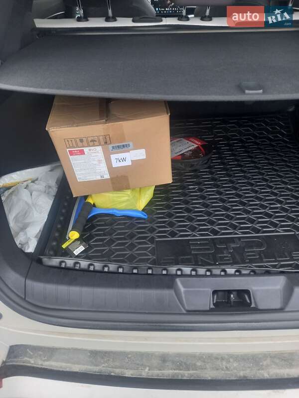 Внедорожник / Кроссовер BYD Song Plus 2025 в Тернополе