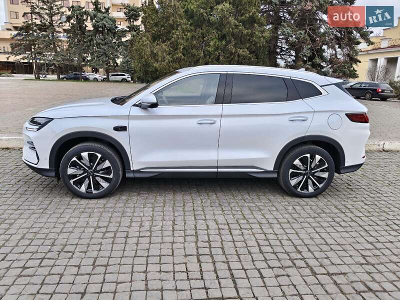 Внедорожник / Кроссовер BYD Song Plus 2025 в Черноморске