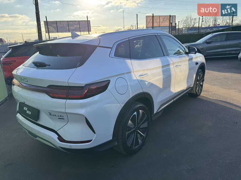 Внедорожник / Кроссовер BYD Song Plus 2025 в Киеве