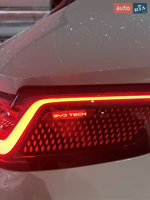 Внедорожник / Кроссовер BYD Song Plus 2025 в Киеве