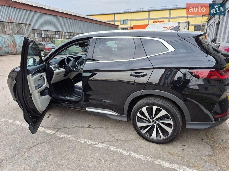 Внедорожник / Кроссовер BYD Song Plus 2023 в Киеве