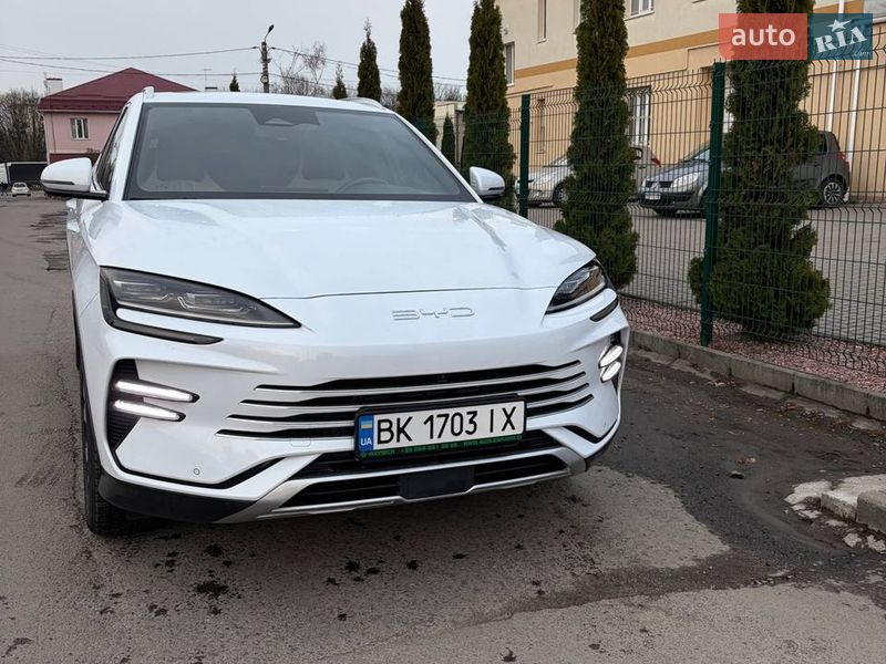Позашляховик / Кросовер BYD Song Plus 2023 в Рівному