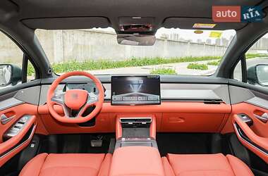 Позашляховик / Кросовер BYD Tang L 2025 в 