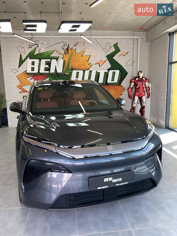 BYD Tang L 2025