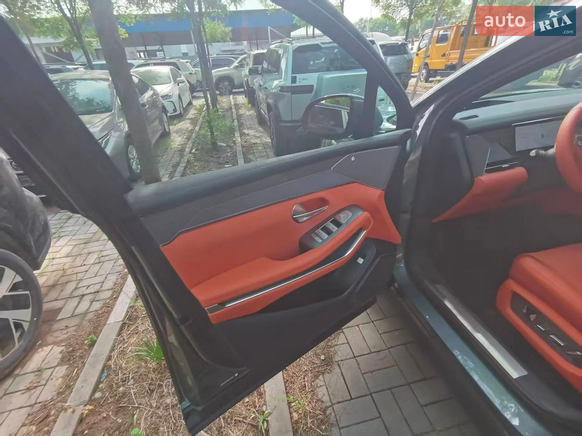 2025 BYD Tang - мініатюра 10
