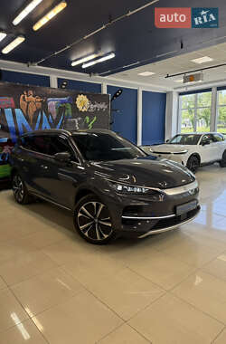 Позашляховик / Кросовер BYD Tang 2024 в 