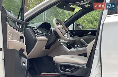 Позашляховик / Кросовер BYD Tang 2024 в 