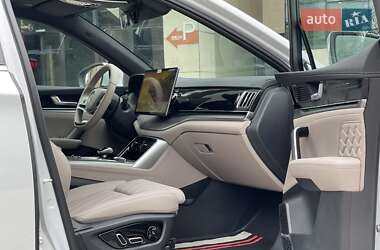 Позашляховик / Кросовер BYD Tang 2024 в 