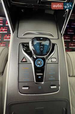 Внедорожник / Кроссовер BYD Tang 2024 в 