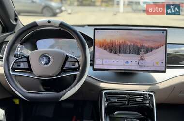 Позашляховик / Кросовер BYD Tang 2024 в 