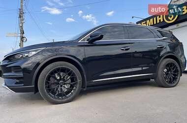 Позашляховик / Кросовер BYD Tang 2023 в 