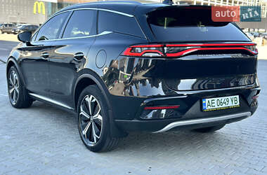 Позашляховик / Кросовер BYD Tang 2022 в 