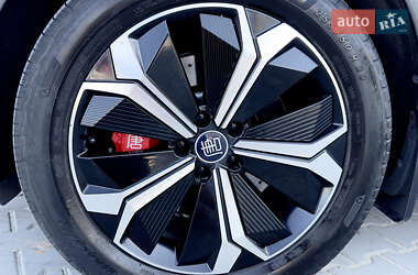Позашляховик / Кросовер BYD Tang 2022 в 
