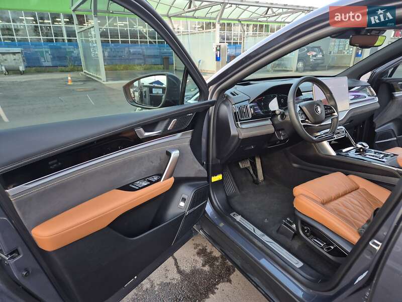 Позашляховик / Кросовер BYD Tang 2023 в Києві фото 11 Позашляховик / Кросовер BYD Tang 2023 в Києві
