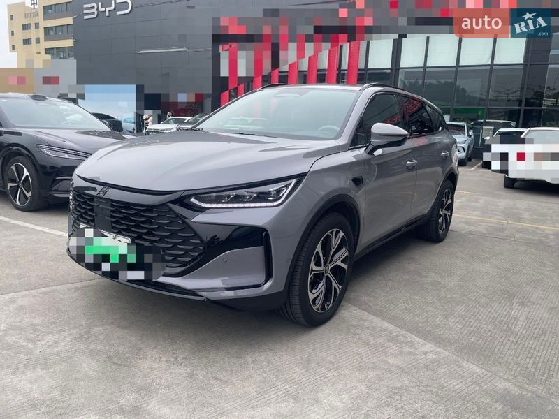 BYD Tang 2025