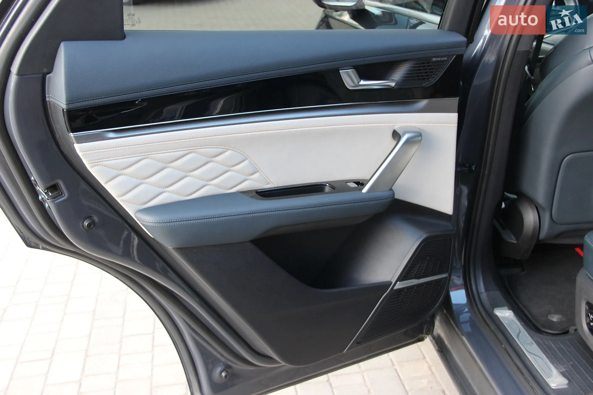2024 BYD Tang - мініатюра 18