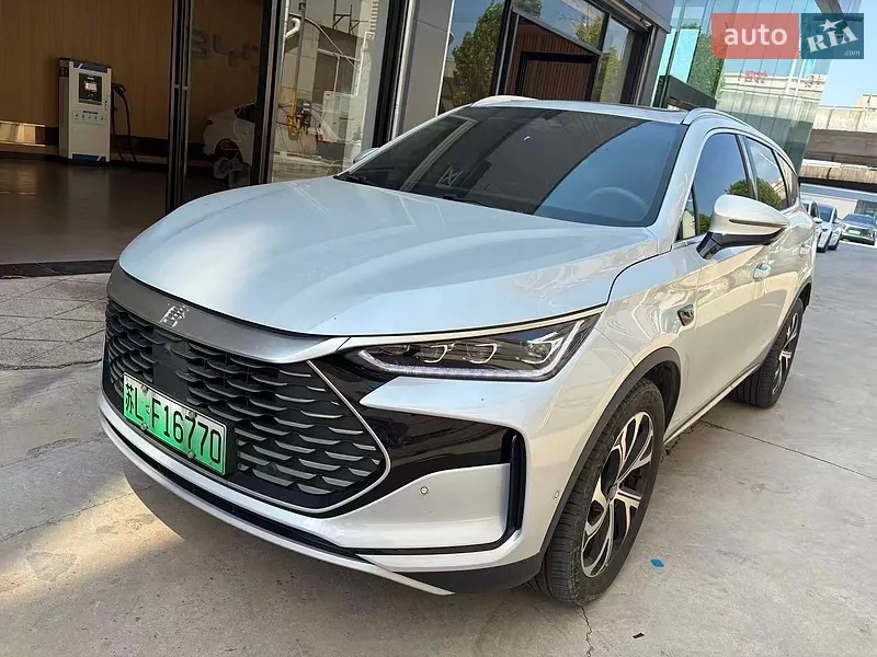 BYD Tang 2025