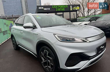 Позашляховик / Кросовер BYD Yuan Plus 2024 в 