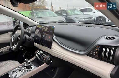 Позашляховик / Кросовер BYD Yuan Plus 2024 в 