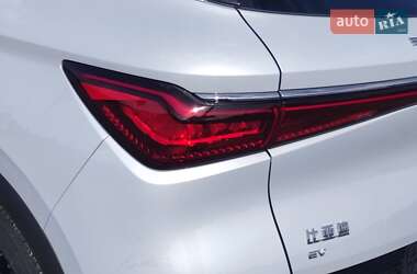 Внедорожник / Кроссовер BYD Yuan Plus 2024 в 