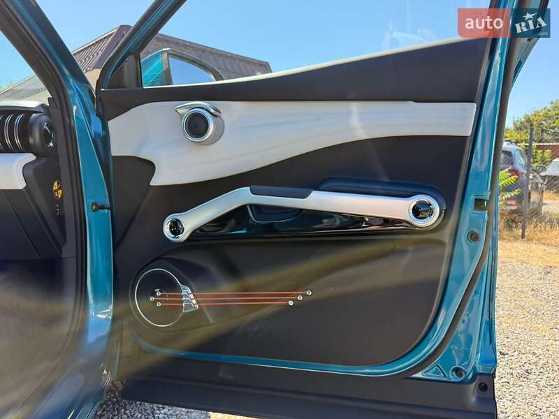 Позашляховик / Кросовер BYD Yuan Plus 2023 в Одесі