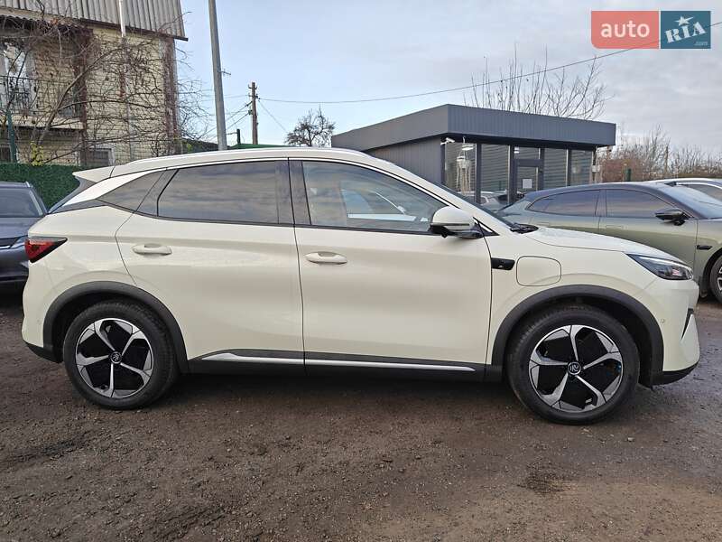 Внедорожник / Кроссовер BYD Yuan Plus 2025 в Киеве фото 4 Внедорожник / Кроссовер BYD Yuan Plus 2025 в Киеве