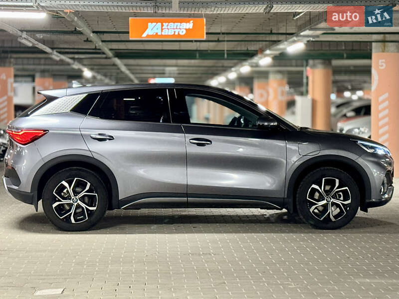 Внедорожник / Кроссовер BYD Yuan Plus 2023 в Киеве